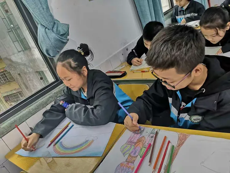 踏实奋进,砥砺前行――成长中的古丈一中思源班