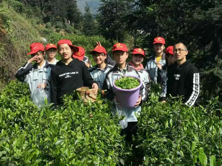 踏实奋进,砥砺前行――成长中的古丈一中思源班