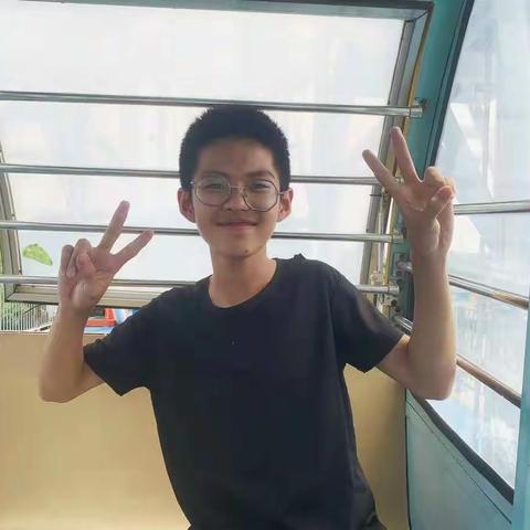 品学兼优鸿鹄志，知行合一栋梁材——阳信县翟王镇中学优秀学生周政卓