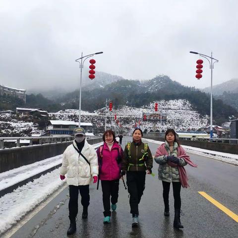 密岩尖玩雪(2022.02.23)