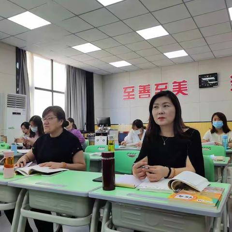 示范引领促发展  合力研讨润心田——漯河市实验小学西城校区语文学科“问•研•绘”教研组长观摩课暨研讨活动