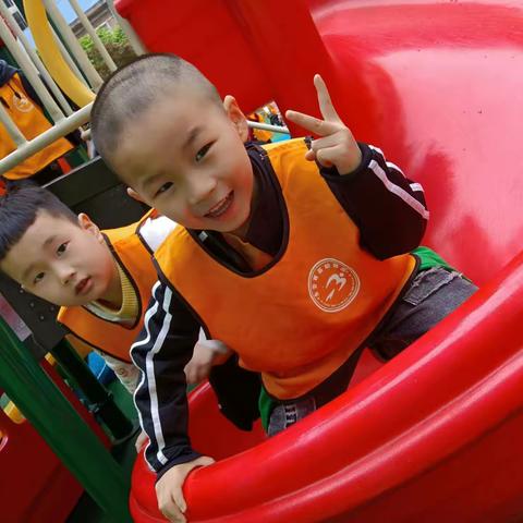 中一班多姿多彩的四月快乐时光～