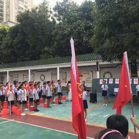 “放飞梦想，精彩你我”——海城区第十小学五（3）中队主题队会