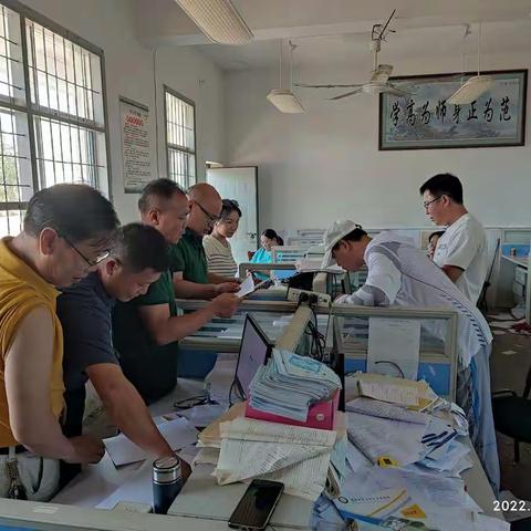 炎炎夏日，浓浓家访-记中畈中学班主任暑期万师访万家活动