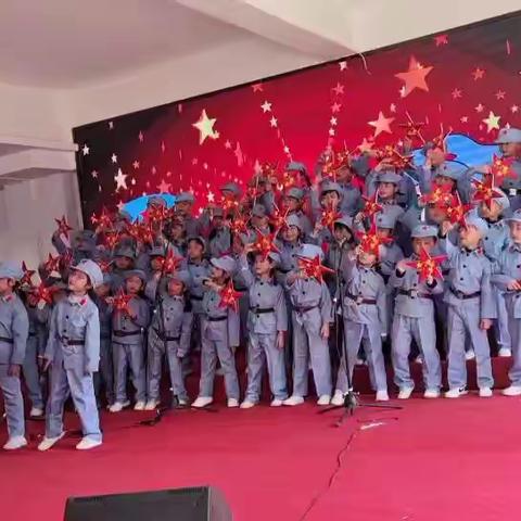 歌声飞扬，奏响华章