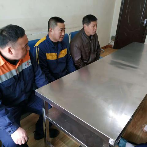长春车务段关工委深入车站开展青工安全教育