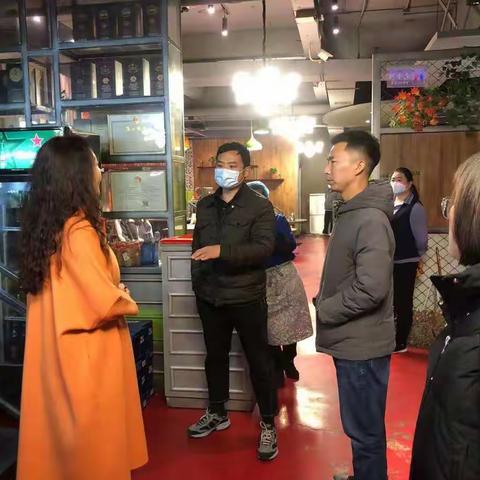 四季青街道蔚庄社区常态化环保夜查