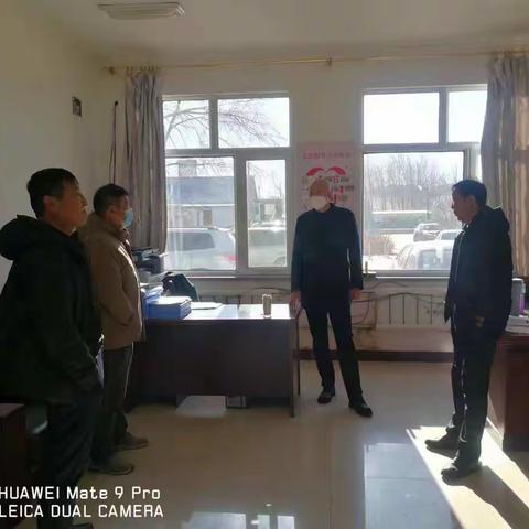 扎赉特旗支行行长杨忠伟深入帮扶村开展乡村振兴工作调研