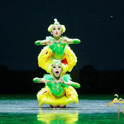 我孙女陈怡彤荣获2025广西青少年单双三舞蹈展演最高奖——特金奖(幼儿组双人舞《布谷布谷》)