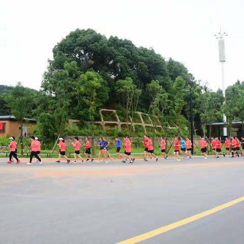 薪火相传，奔跑百年——记上饶长跑协会庆祝建党101周年聚跑活动