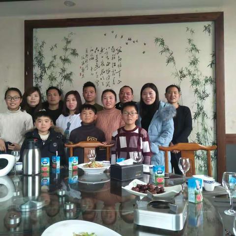 2019年年三十团圆饭留念