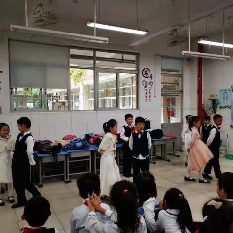 学英语，So easy！------玩转英语之期末展演