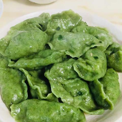 百变菠菜面团