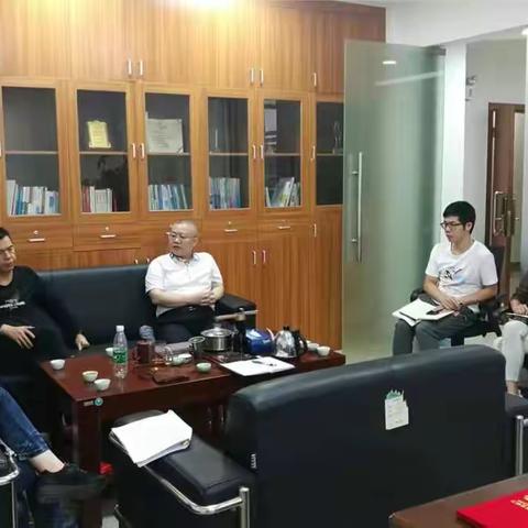 分行召开“人民币对公结算账户业务合规排查”碰头会