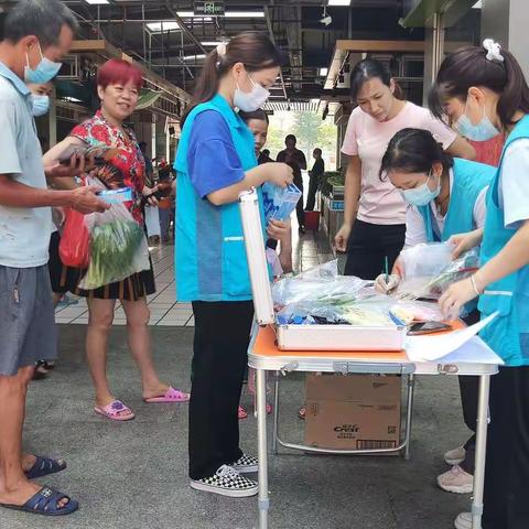 食品安全宣传活动走进万丰社区