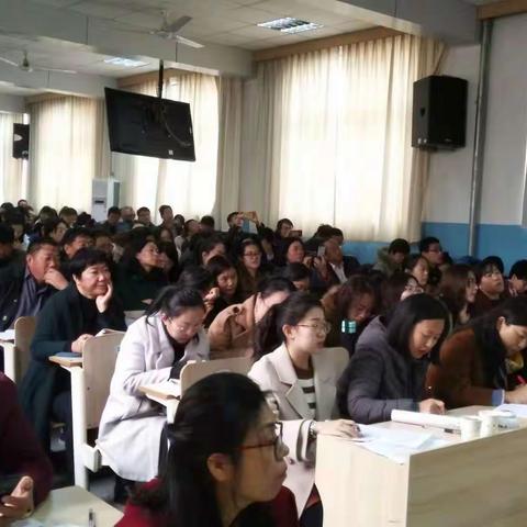 平度市“托底培优+有效提问”促深度学习课题推进研讨会在平度市常州路小学顺利举行