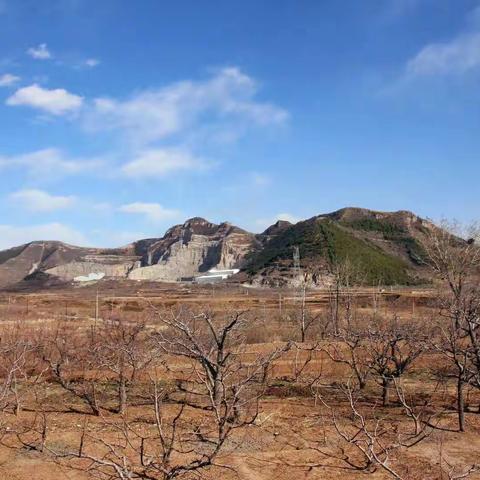 蓟县坝尺峪，东水厂村山花