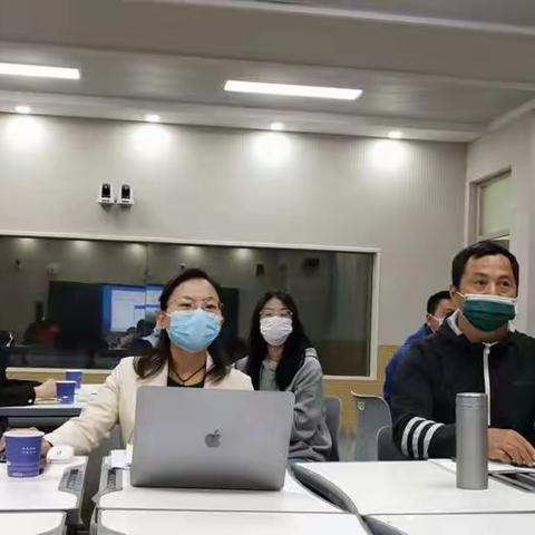 线上线下强强联合，共探“大单元教学”