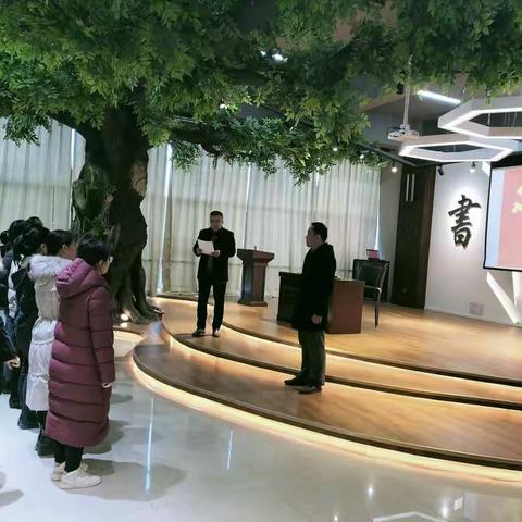 高67级第二党支部召开预备党员入党宣誓暨党员重温入党誓词活动