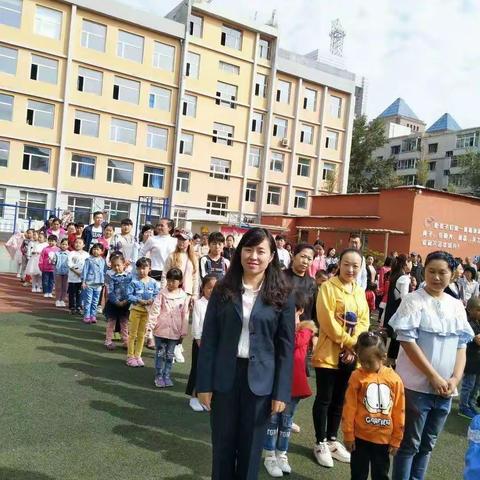 富锦小学2020年度80后师德典型