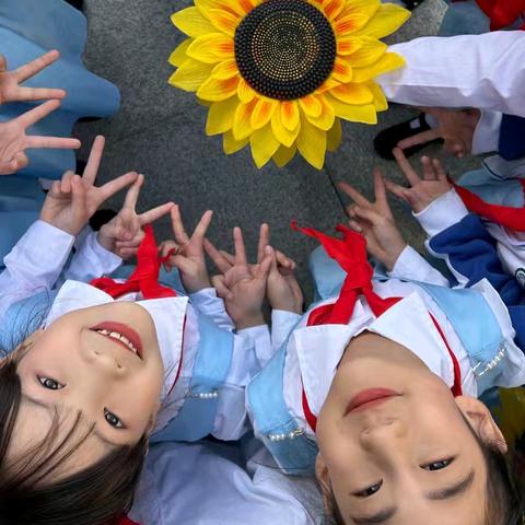 二年七班·越梦翱翔，百外世纪绮梦盛宴