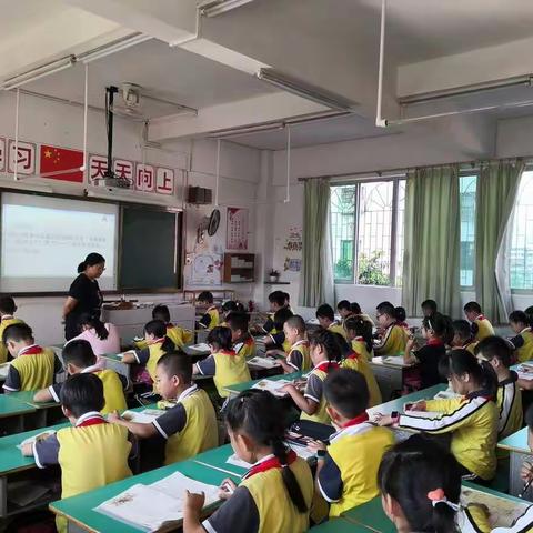 凝心聚力，“语”你共研——梅江区人民小学语文小教研活动