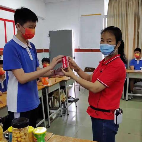 我们的毕业典礼，感恩一路有您的相伴。