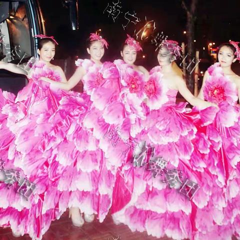 现代舞——四季花开【南宁K舞秀团】