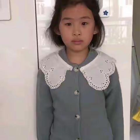 【大屯中心校】“爱从每个周一开始”——小城子幼儿园大班升旗仪式