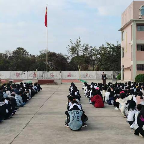 "弘扬红色文化 传承红色基因"——参观杨石魂故居主题团日活动