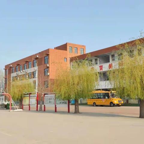 入校扫一扫，贾镇中心小学全面启用场所码