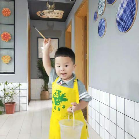 画馆最有画画潜力的小宝宝