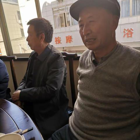 洪镇闺蜜再相会