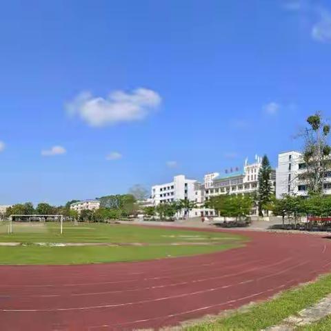 “减轻灾害风险 守护美好家园”防灾减灾宣讲活动走进万宁市东兴学校