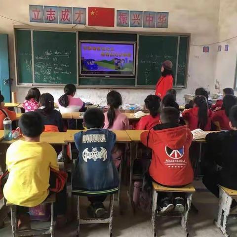 石湖小学“青少年关爱之家”“安全教育主题活动”简报