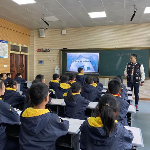 引领“预测”  敢于尝试  不断思考——记白龙桥小学集体备课观摩活动（二）