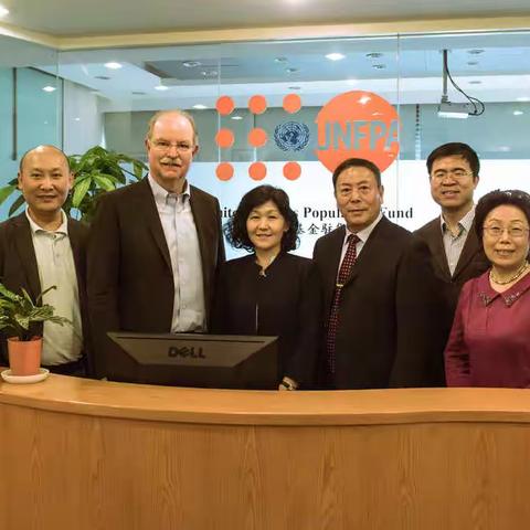 国际生殖健康供应联盟执行主任John Skibiak先生访华