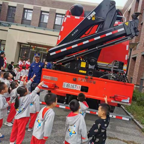 消防车进校园，消防安全零距离—远洋城园“消防车进校园”消防演练活动