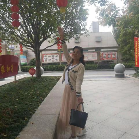庆国庆迎中秋——我们一起开运动会！