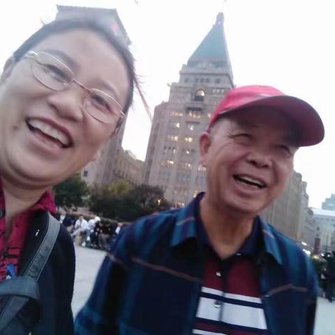 老爸，父亲节快乐！