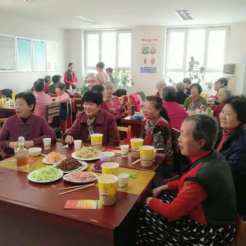 促平等促和谐，巾帼筑梦新时代                                                  —育才街社区庆“三八”活动
