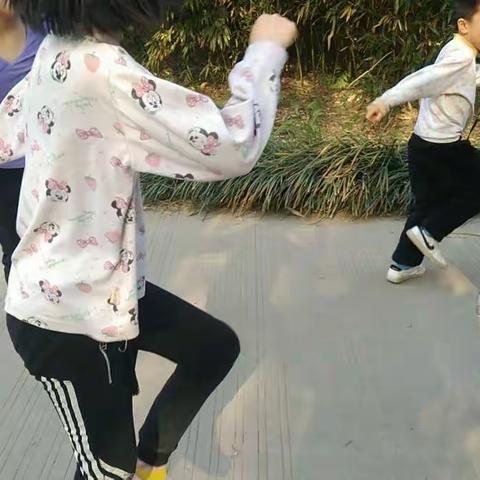 濮阳市第二实验小学一(9)班萌芽读书社团第六期