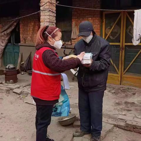 【暖冬行动】圣井街道：服务群众零距离 送药上门暖人心