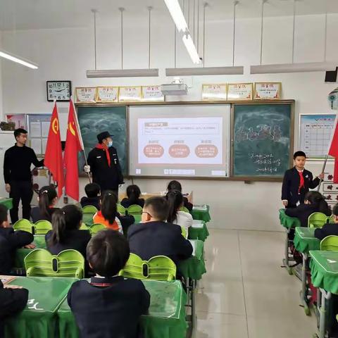 党员、医生、交警齐上阵，为七彩少年上好开学第一课