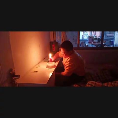 “灯”---孟晓菲