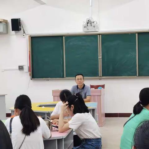 凝心聚力搞教研，坚持终将有收获——电白高级中学数学教研组2020年度第一次会议纪实