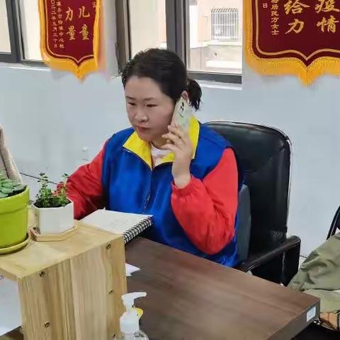 【新时代“枫桥经验”实践进行时】“网格+调解网格员高效化解纠纷 架起邻里“连心桥”