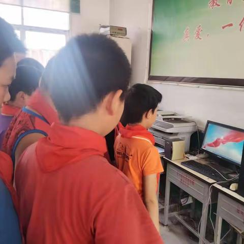 李新店镇吴庄小学观看“学总书记寄语 迎党百年华诞”示范主题队会