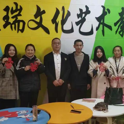 以纸传情 用心传承