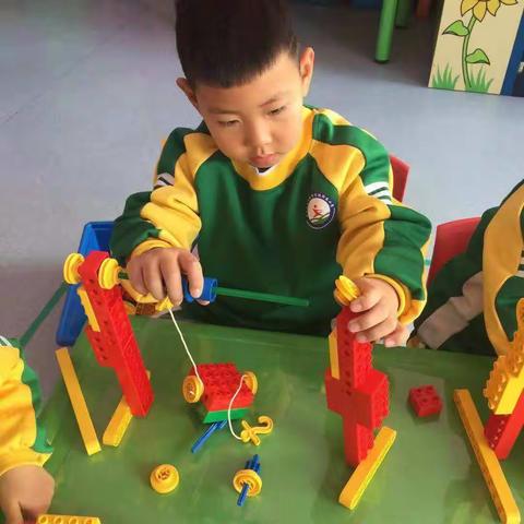 龙潭区进修学校附属小学幼儿园特色课程及活动总结大三班